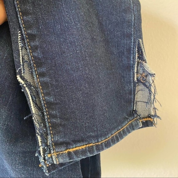 Levi Strauss 721 High Rise Skinny Destroyed Jeans Size 28 - Picture 8 of 10